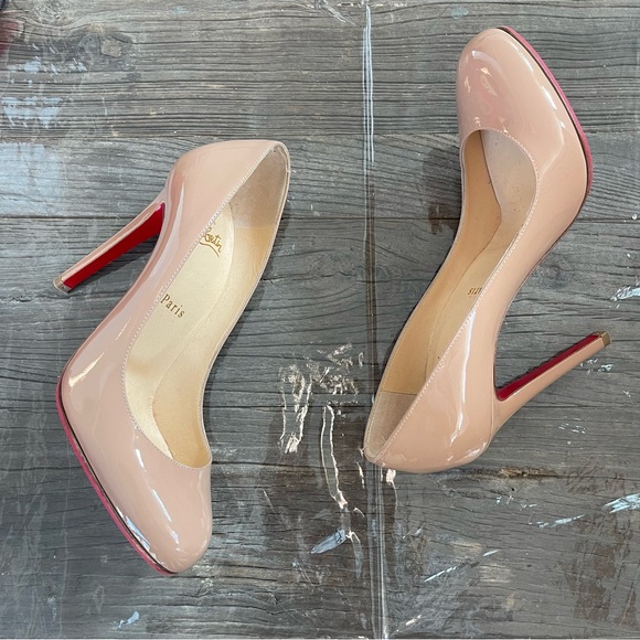 CHRISTIAN LOUBOUTIN fififa 0 patent size 37
